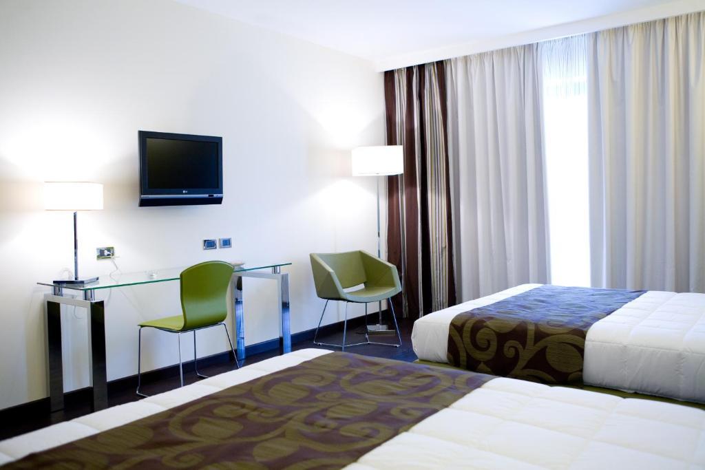 Hotel Napoleon Torre Melissa الغرفة الصورة
