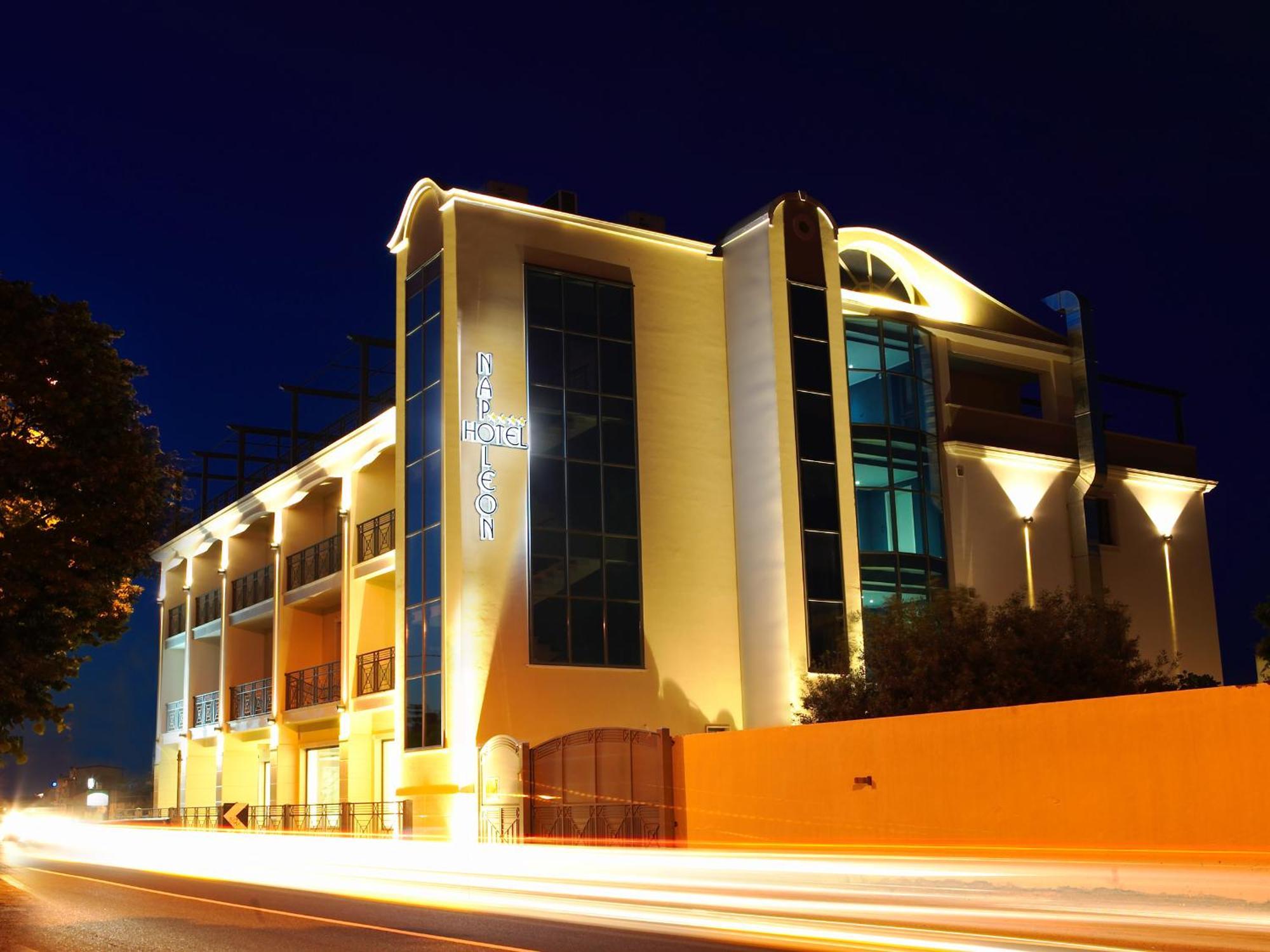 Hotel Napoleon Torre Melissa المظهر الخارجي الصورة