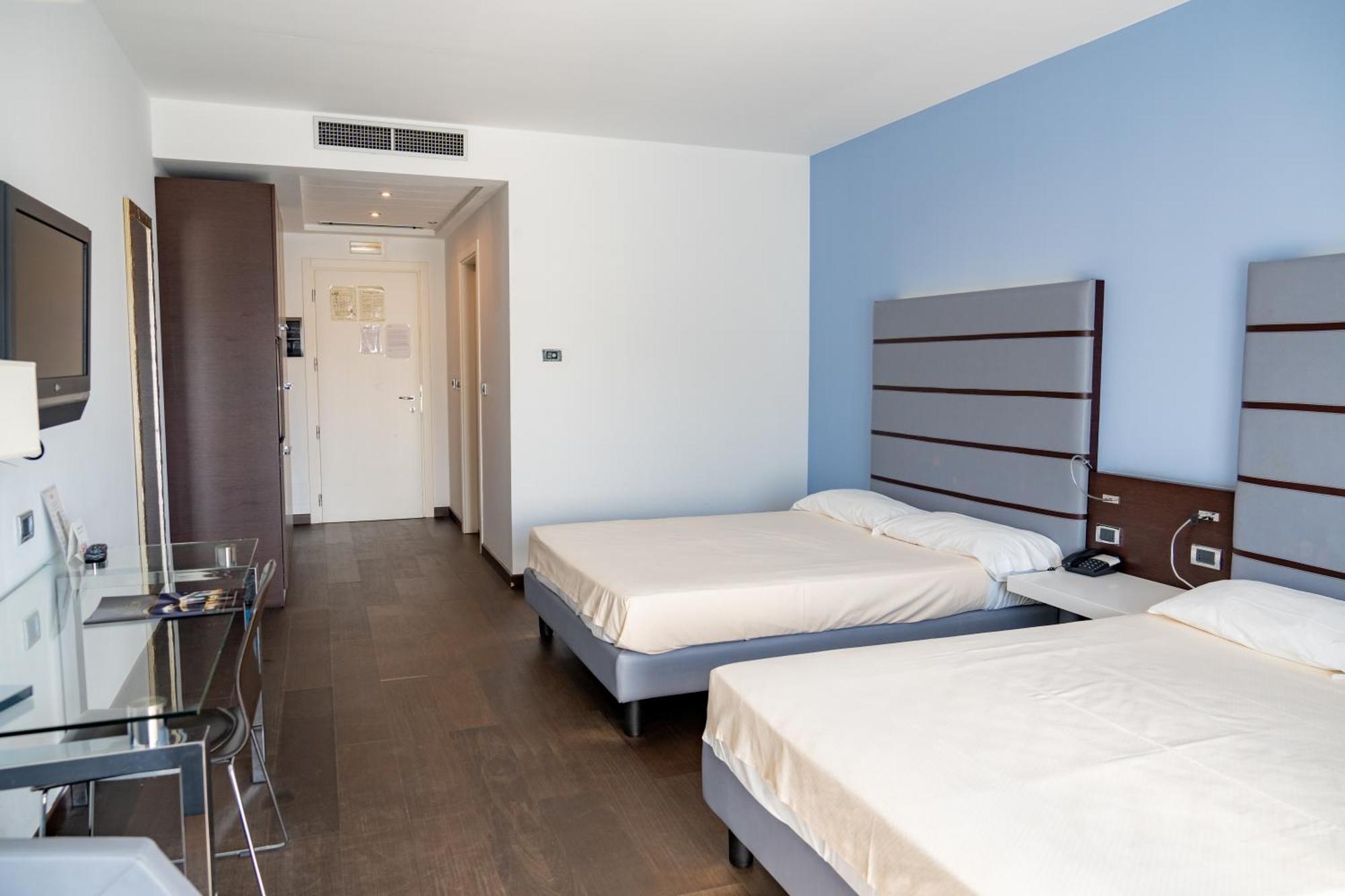 Hotel Napoleon Torre Melissa المظهر الخارجي الصورة