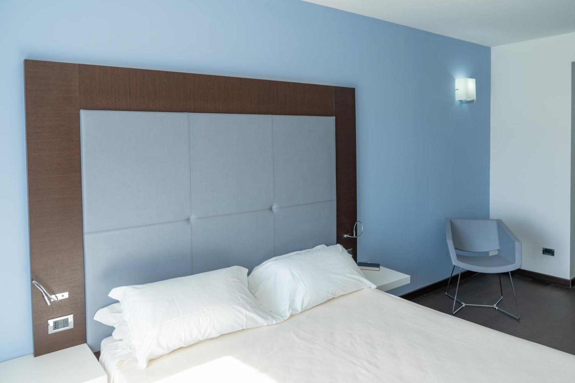 Hotel Napoleon Torre Melissa المظهر الخارجي الصورة