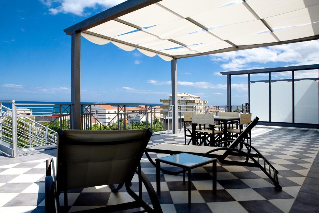 Hotel Napoleon Torre Melissa الغرفة الصورة